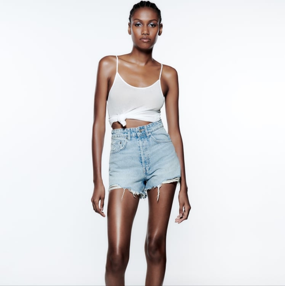 Zara High Rise Denim Shorts size US 4 NWT